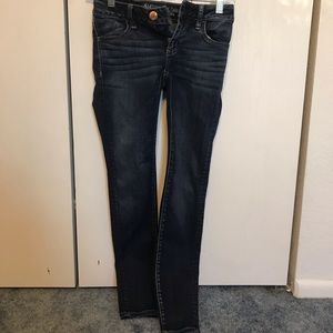 AMERICAN EAGLE SUPER STRETCH SKINNY JEANS